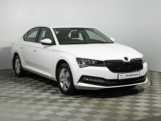 2020 Skoda Superb III Рестайлинг, белый, 2395900 рублей, вид 3