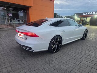 2022 Audi A7 45 TDI II (4K), белый, 5710000 рублей, вид 3