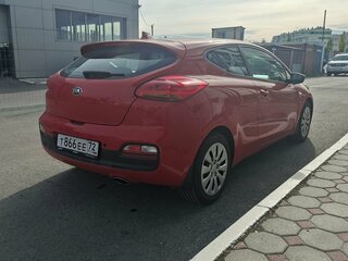 2017 Kia Ceed II Рестайлинг, красный, 1150000 рублей, вид 4