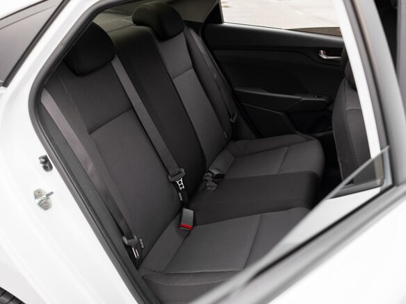 2020 Hyundai Solaris II, белый, 1480000 рублей - вид 6