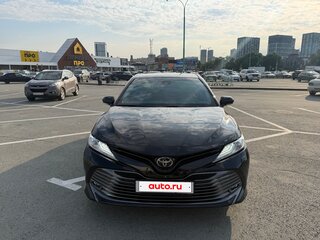 2020 Toyota Camry VIII (XV70), чёрный, 3390000 рублей, вид 1