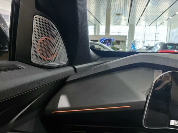 2026 Geely Cityray, голубой - вид 22
