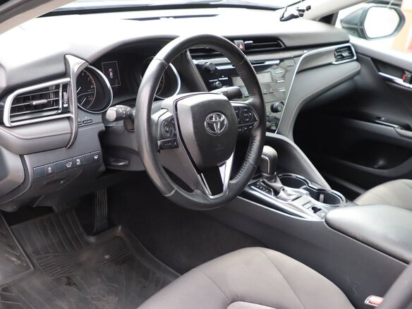 2019 Toyota Camry VIII (XV70), чёрный, 2150000 рублей - вид 9