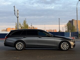 2018 Mercedes-Benz E-Класс 220 d V (W213, S213, C238), серый, 2400000 рублей, вид 3