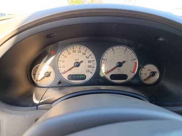 2001 Dodge Caravan IV, серебристый, 430000 рублей - вид 7