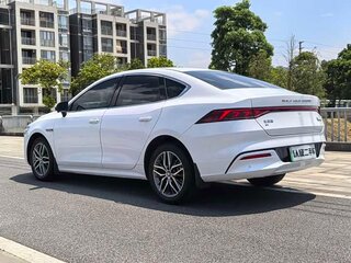 2024 BYD Qin Plus EV 400 I, белый, 1530000 рублей, вид 4