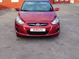 2013 Hyundai Solaris I, красный, 690000 рублей, вид 5