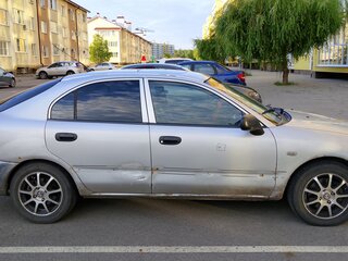 2003 Mitsubishi Carisma I Рестайлинг, серебристый, 100000 рублей, вид 2