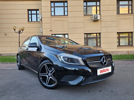 2013 Mercedes-Benz A-Класс 180 III (W176), чёрный, 1250000 рублей, вид 1