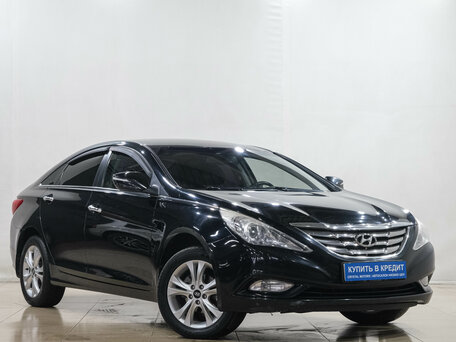 Hyundai Sonata VI (YF)