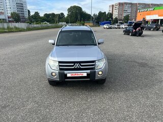 2010 Mitsubishi Pajero IV, серый, 1749000 рублей, вид 2