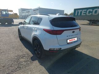 2021 Kia Sportage IV Рестайлинг, белый, 2800000 рублей, вид 4