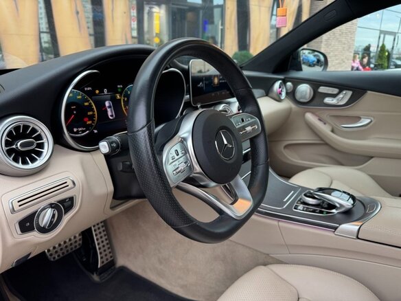 2019 Mercedes-Benz C-Класс 200 IV (W205) Рестайлинг, красный, 4100000 рублей - вид 9