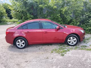 2010 Chevrolet Cruze I, красный, 530000 рублей, вид 3