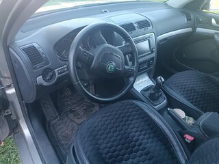 2012 Skoda Octavia Czech market II (A5) Рестайлинг, бежевый, 700000 рублей, вид 5