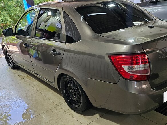 2014 Lada (ВАЗ) Granta I, коричневый, 350000 рублей - вид 1
