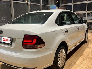 2019 Volkswagen Polo V Рестайлинг, белый, 890000 рублей, вид 2