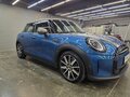2022 Mini Hatch Cooper III (F55/F56) Рестайлинг 2, синий, 3000000 рублей - вид 3