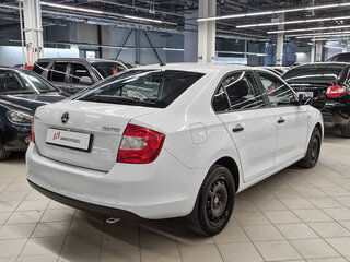 2016 Skoda Rapid I, белый, 1028000 рублей, вид 3