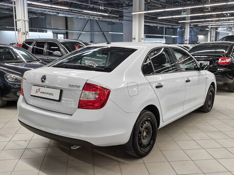 2016 Skoda Rapid I, белый, 1028000 рублей, вид 3
