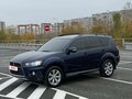 2011 Mitsubishi Outlander II Рестайлинг, синий, 1125000 рублей - вид 3