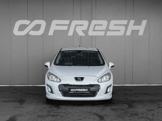 2012 Peugeot 308 I Рестайлинг, белый, 620000 рублей, вид 3