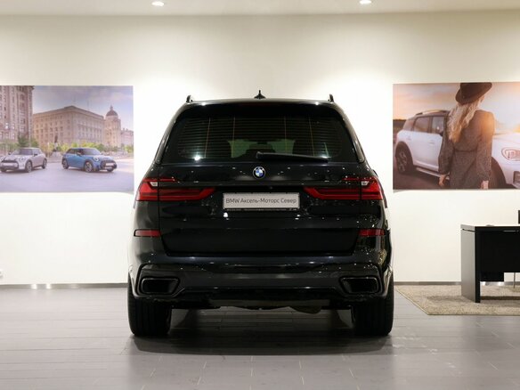2020 BMW X7 30d I (G07), чёрный, 5025000 рублей - вид 5