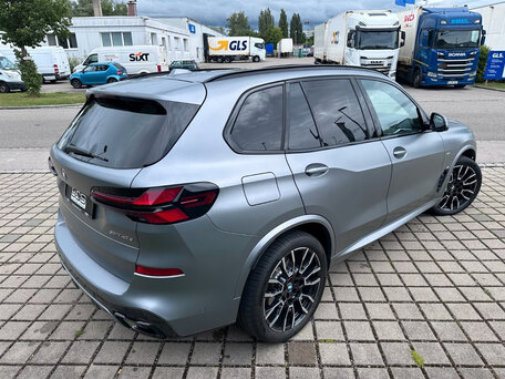 2026 BMW X5 40d IV (G05/G18) Рестайлинг, серый, 12900000 рублей, вид 4
