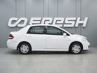 2013 Nissan Tiida I Рестайлинг, белый, 700000 рублей, вид 5