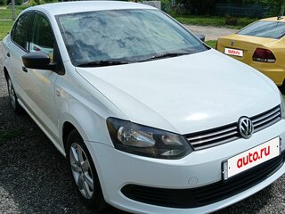 2014 Volkswagen Polo V, белый, 750000 рублей, вид 2