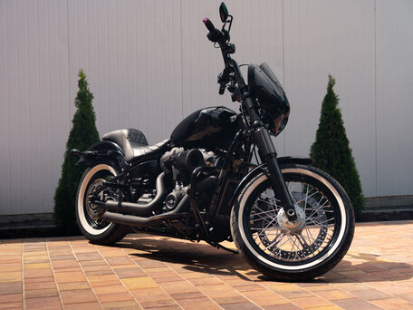 2018 Harley-Davidson Street Bob, чёрный, 999999 рублей, вид 4