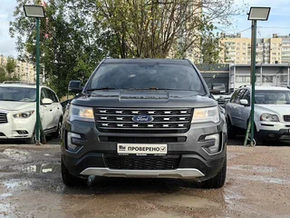 2017 Ford Explorer V Рестайлинг, серый, 2049000 рублей, вид 2