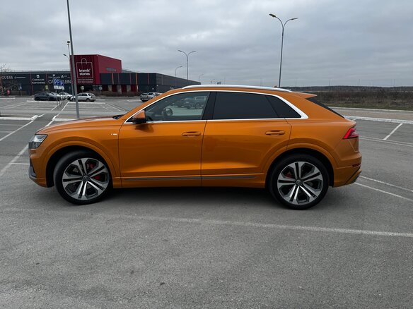 2018 Audi Q8 55 TFSI I (4M), оранжевый, 5950000 рублей - вид 12