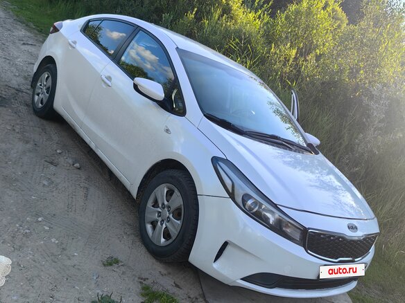 2018 Kia Cerato III Рестайлинг (Classic), белый - вид 2