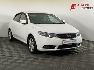 2012 Kia Cerato 6-speed II, белый, 690000 рублей, вид 3