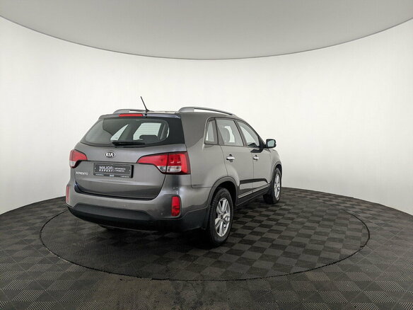 2014 Kia Sorento II Рестайлинг, серый, 1850000 рублей - вид 4