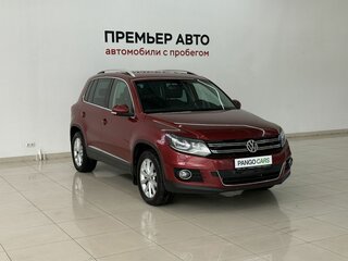2011 Volkswagen Tiguan I Рестайлинг, красный, 920000 рублей, вид 3