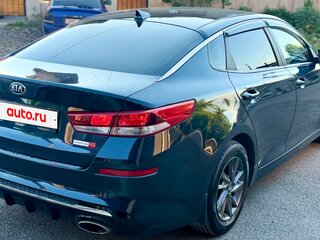 2019 Kia Optima IV Рестайлинг, синий, 1750000 рублей, вид 5