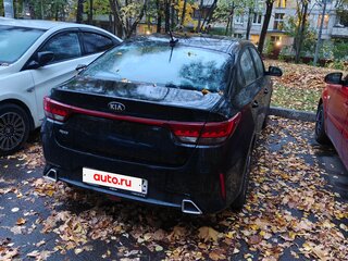 2020 Kia Rio IV Рестайлинг, чёрный, 1800000 рублей, вид 2