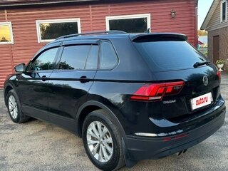2018 Volkswagen Tiguan II, чёрный, 1500000 рублей, вид 3