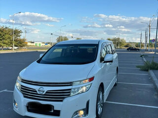 2012 Nissan Elgrand III (E52), белый, 1100000 рублей, вид 1