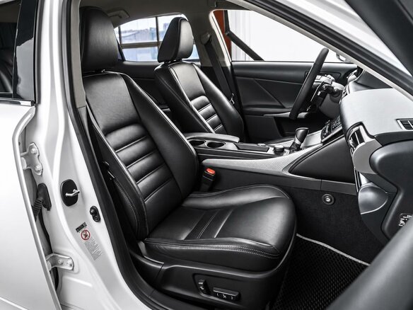 2013 Lexus IS 250 III, белый, 2099000 рублей - вид 13