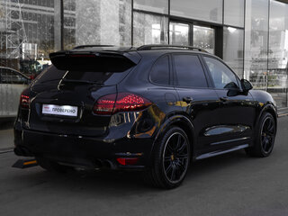 2012 Porsche Cayenne S II (958), чёрный, 2649000 рублей, вид 4