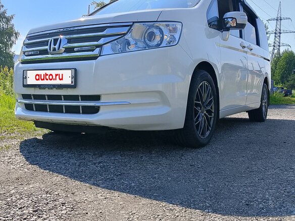 2013 Honda Stepwgn Spada IV Рестайлинг, белый, 1580000 рублей - вид 6