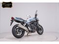 2025 Honda CB 1000F, серебристый - вид 4