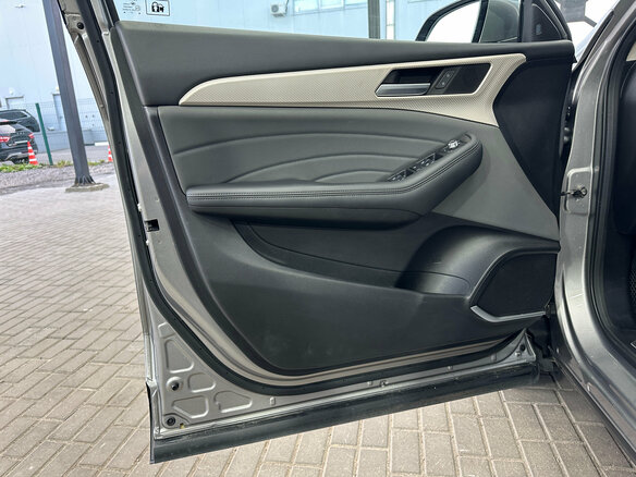 2023 Haval F7 I Рестайлинг, серебристый, 1960000 рублей - вид 15