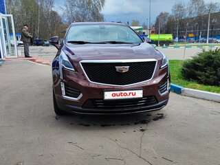 2022 Cadillac XT5 I Рестайлинг, коричневый, 5100000 рублей, вид 3