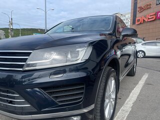 2016 Volkswagen Touareg II Рестайлинг, синий, 3050000 рублей, вид 3