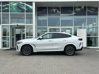 2021 BMW X6 40d III (G06), белый, 9490000 рублей, вид 2