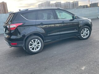2018 Ford Kuga II Рестайлинг, чёрный, 1620000 рублей, вид 3